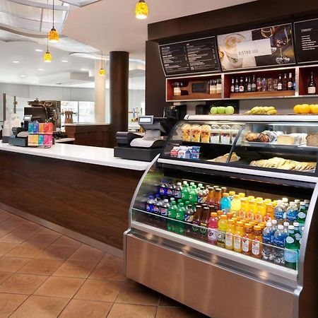 Hotel Courtyard By Marriott Ottawa East Zewnętrze zdjęcie
